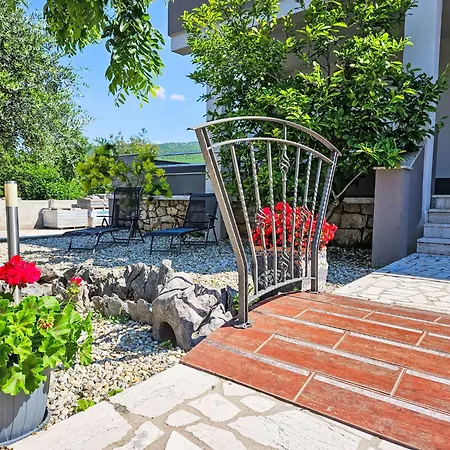 Segulja-1 By Interhome Apartmán